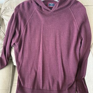 UNTUCKit Men's Burgundy Merino Wool Sweater